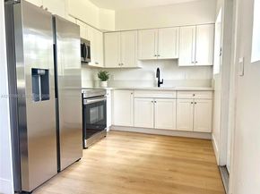 808 45th St, West Palm Beach FL 33407