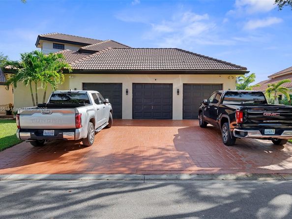 1860 Merion Lane, Coral Springs FL 33071