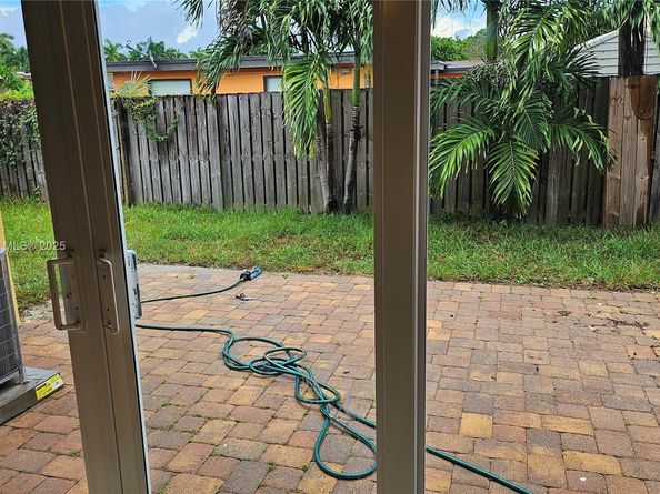 4585 Boatman St #20, Lake Worth FL 33463