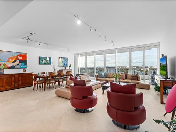 1643 Brickell Ave 2506, Miami FL 33129