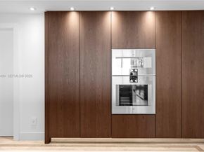 1643 Brickell Ave 2506, Miami FL 33129