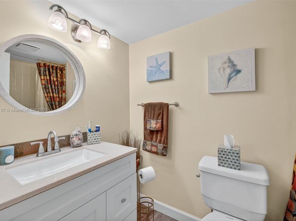 2901 NW 48th Ave 468, Lauderdale Lakes FL 33313