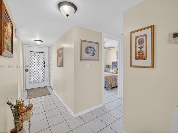 2901 NW 48th Ave 468, Lauderdale Lakes FL 33313