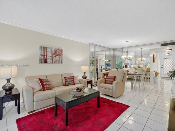 2901 NW 48th Ave 468, Lauderdale Lakes FL 33313