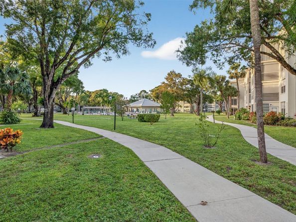 2901 NW 48th Ave 468, Lauderdale Lakes FL 33313