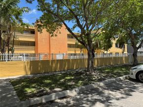 1851 NE 168th St B7, North Miami Beach FL 33162