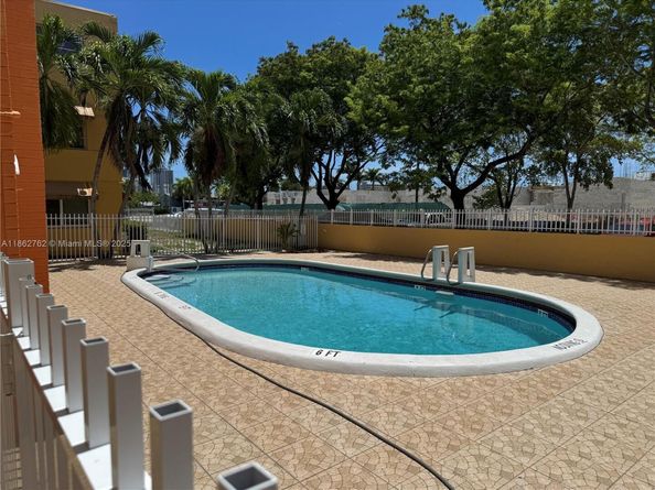 1851 NE 168th St B7, North Miami Beach FL 33162
