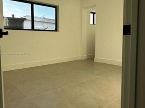 8560 SW 27th Ln, Miami FL 33155