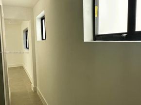 8560 SW 27th Ln, Miami FL 33155