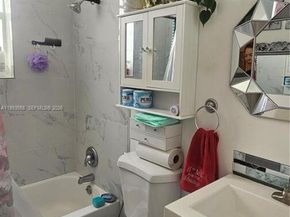 516 SW 7th Ct, Miami FL 33130