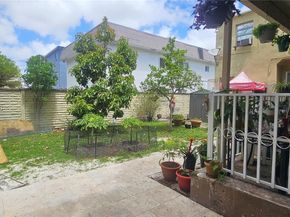 516 SW 7th Ct, Miami FL 33130