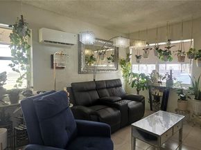 516 SW 7th Ct, Miami FL 33130