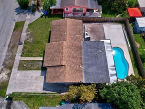 330 NW 195th Ter, Miami Gardens FL 33169