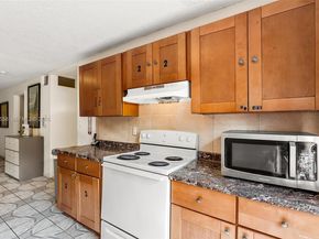 1112 NE 5th Ave, Fort Lauderdale FL 33304