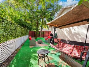 1112 NE 5th Ave, Fort Lauderdale FL 33304