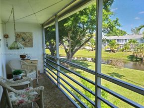 60 Markham C 60, Deerfield Beach FL 33442