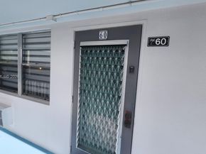 60 Markham C 60, Deerfield Beach FL 33442