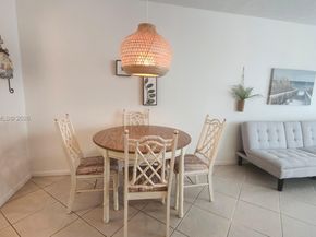 60 Markham C 60, Deerfield Beach FL 33442