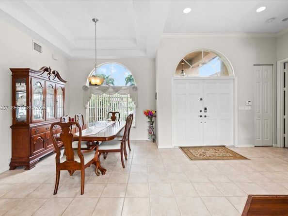 10912 NW 2nd St, Plantation FL 33324