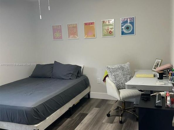 1235 Mariposa Ave 1, Coral Gables FL 33146