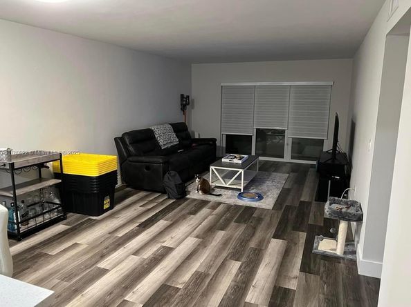 1235 Mariposa Ave 1, Coral Gables FL 33146