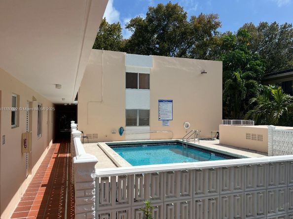 1235 Mariposa Ave 1, Coral Gables FL 33146