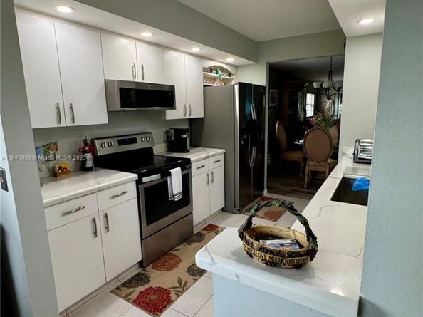 1501 SW 131st Way 301P, Pembroke Pines FL 33027