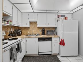 4172 Inverrary Dr 503, Lauderhill FL 33319