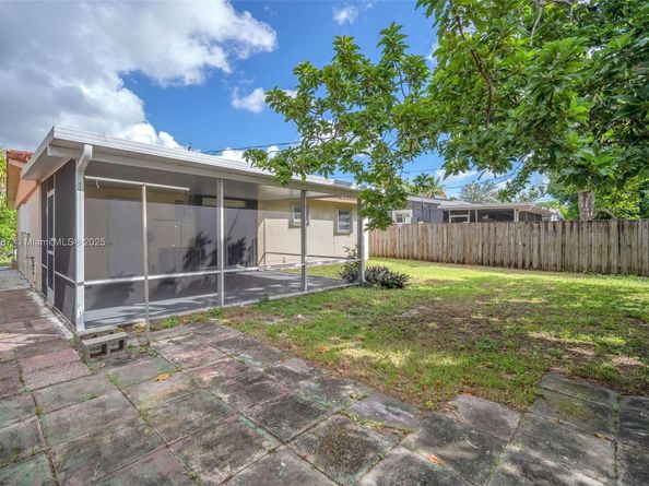 6288 SW 22nd Ct, Miramar FL 33023
