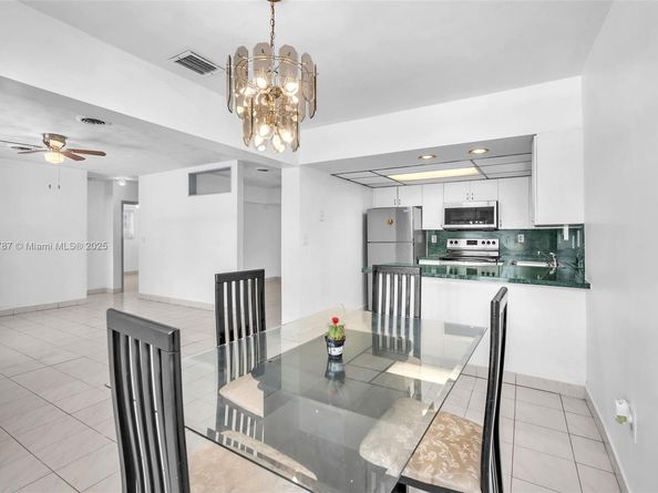 6288 SW 22nd Ct, Miramar FL 33023