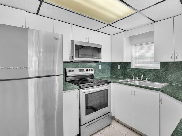 6288 SW 22nd Ct, Miramar FL 33023