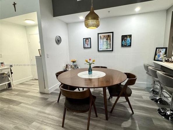 9725 NW 52nd St 114, Doral FL 33178