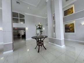 9725 NW 52nd St 114, Doral FL 33178