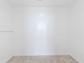 725 NE 22nd St 7B, Miami FL 33137
