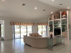 10310 Camelback Ln, Boca Raton FL 33498