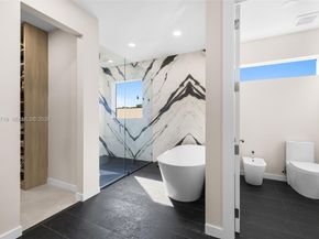 7301 SW 173rd St, Palmetto Bay FL 33157