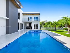 7301 SW 173rd St, Palmetto Bay FL 33157