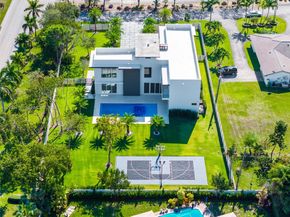 7301 SW 173rd St, Palmetto Bay FL 33157