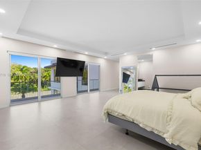 7301 SW 173rd St, Palmetto Bay FL 33157