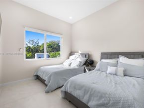 7301 SW 173rd St, Palmetto Bay FL 33157