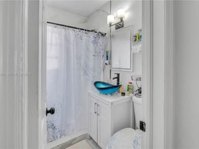 250 NW 34th Ave, Miami FL 33125