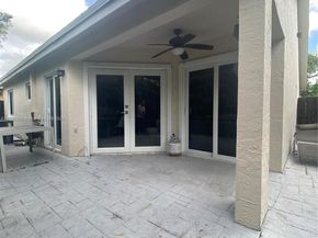10090 NW 57th St, Doral FL 33178