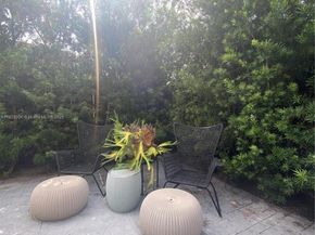 10090 NW 57th St, Doral FL 33178