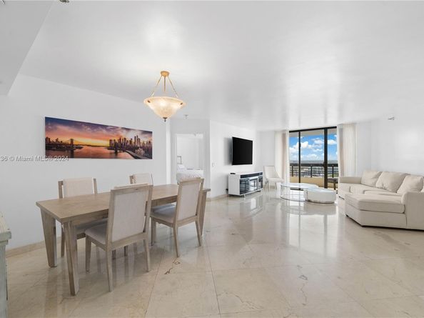 3500 Mystic Pointe Dr 3502, Aventura FL 33180