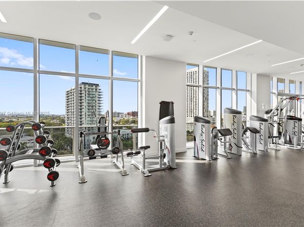 488 NE 18th St 3401, Miami FL 33132