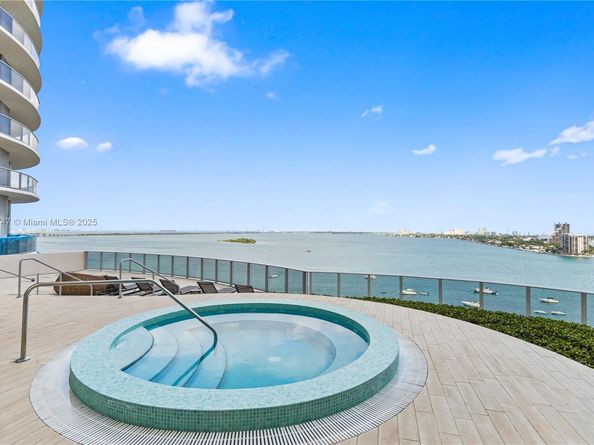 488 NE 18th St 3401, Miami FL 33132