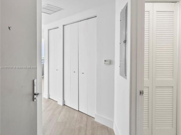 488 NE 18th St 3401, Miami FL 33132