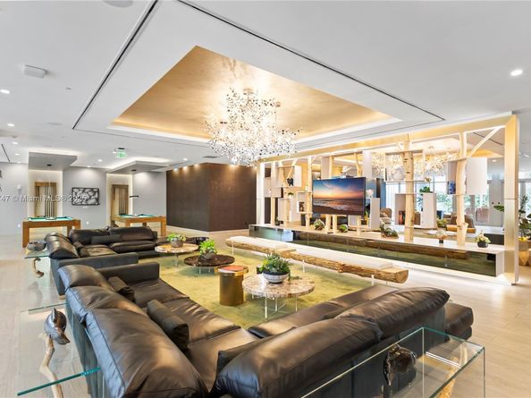 488 NE 18th St 3401, Miami FL 33132