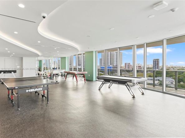 488 NE 18th St 3401, Miami FL 33132