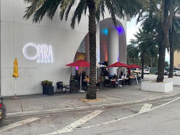 1750 N Bayshore Dr 2905, Miami FL 33132